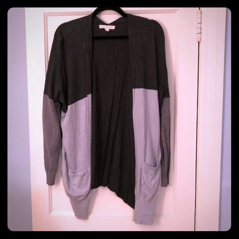 Cozy gray sweater by lovestitch